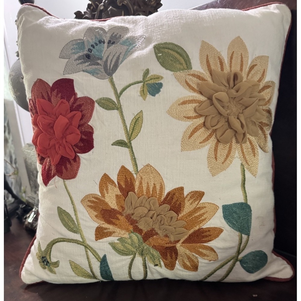 Pier One Fall Flower Appliqué Throw Pillow Cover Zipper Closure